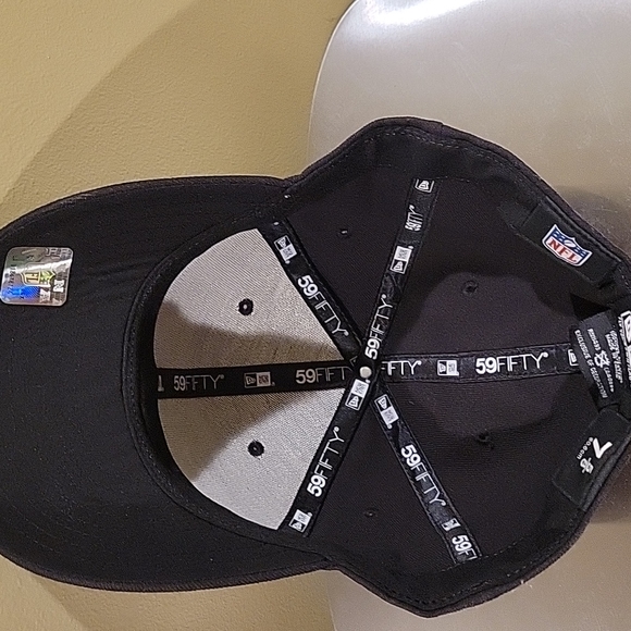 Raiders cap like new if one maybe once - Picture 2 of 3